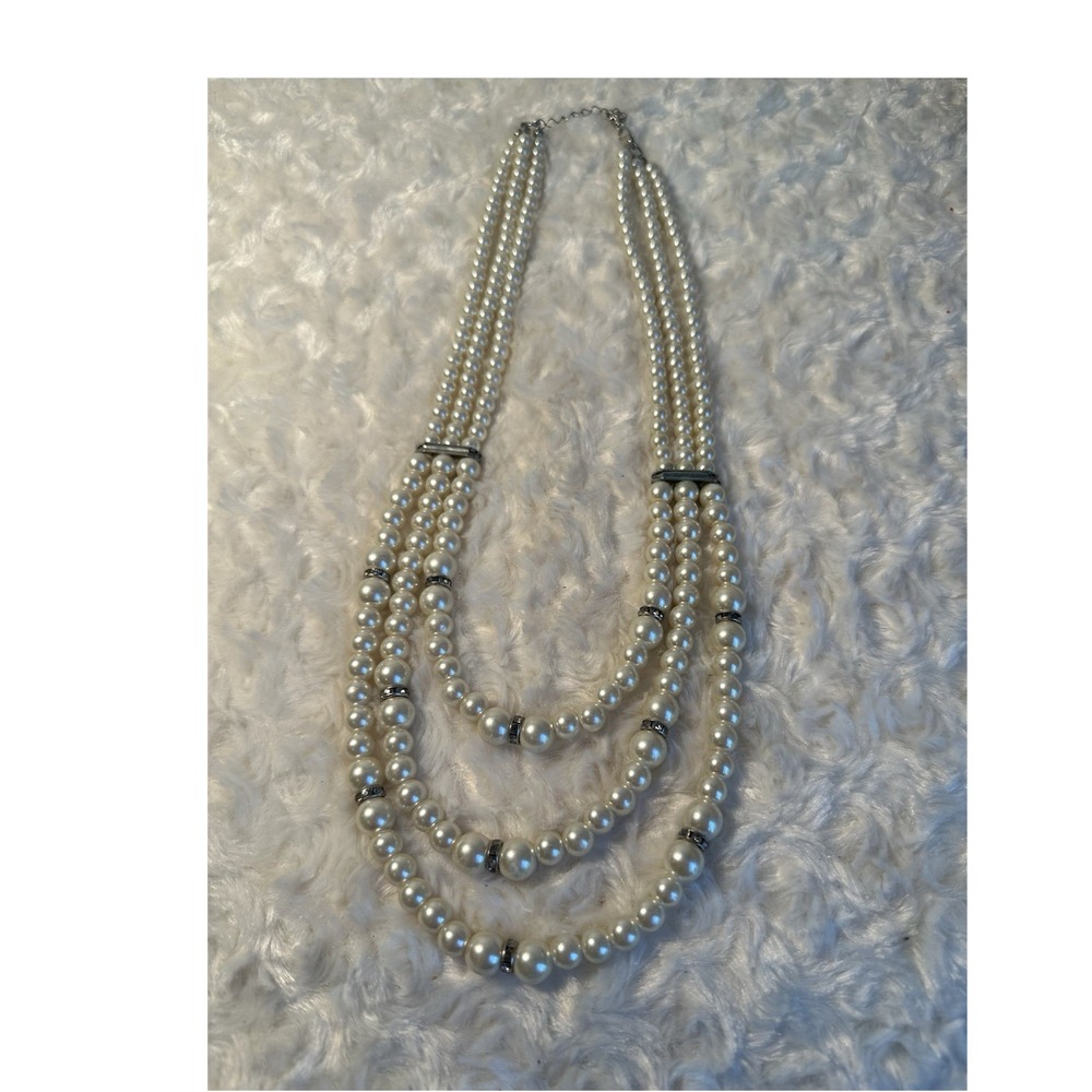 Layered White Faux Pearl Beaded Necklace with Silver Tone Spacers